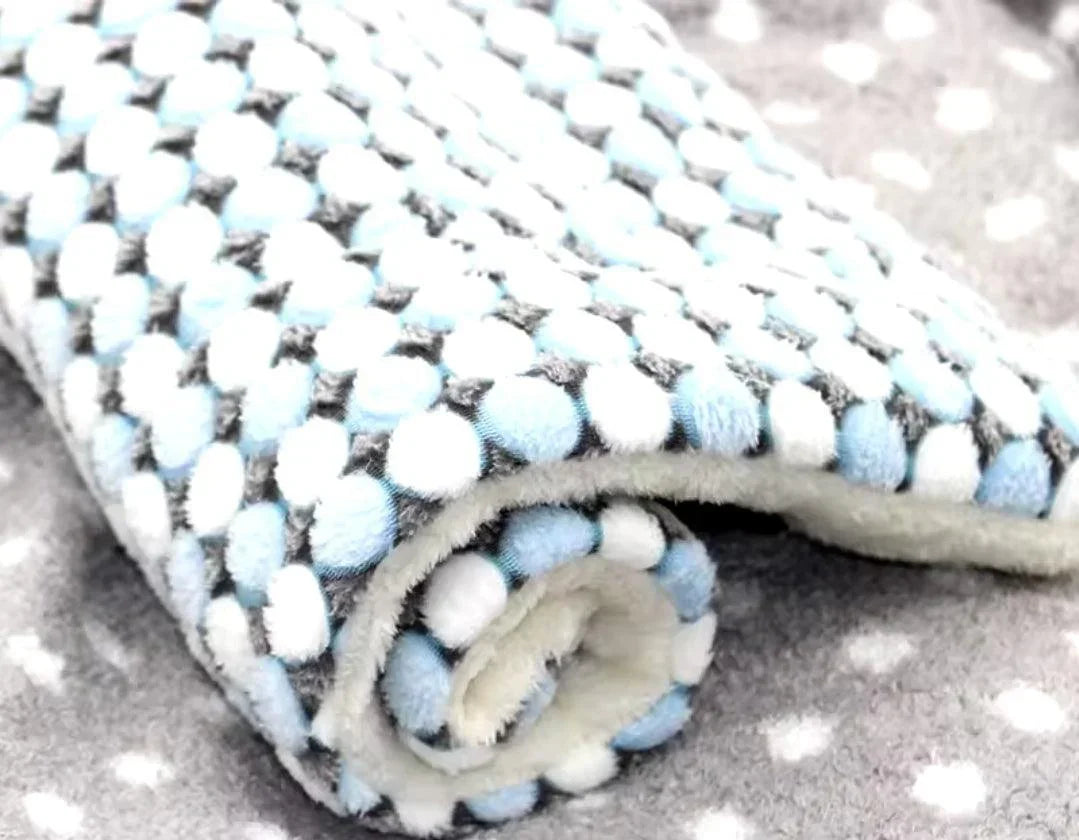 Super Soft Cushion Bed Blanket - North East Pet Shop Dog Shack UK